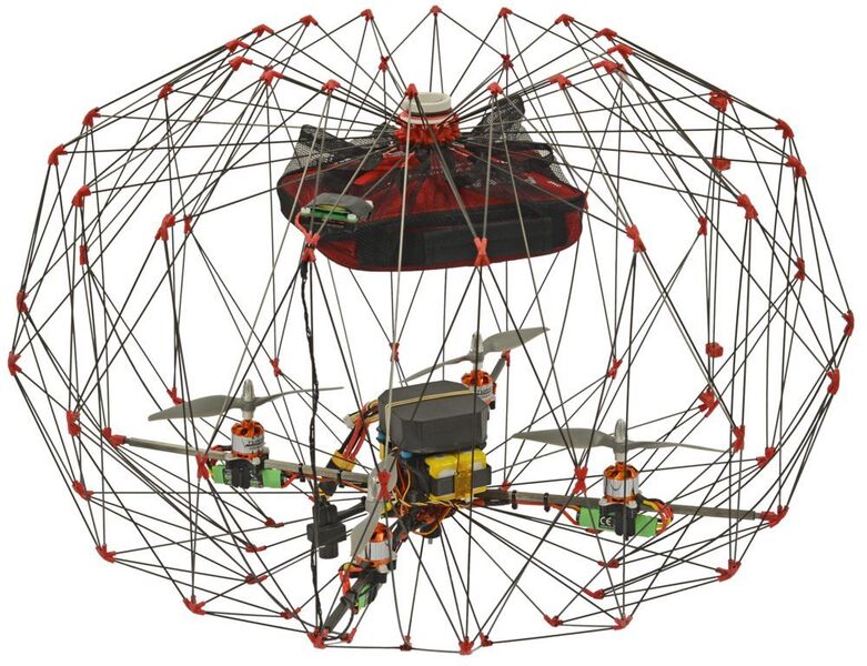 Dronistics, un concept créé par un doctorant de l’EPFL, est un système de livraison de petits colis par drone déjà testé avec succès par la poste suisse. (Alice Concordel)