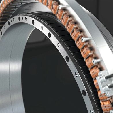 Das ist eine innovative Drehverbindung mit segmentiertem Direktantrieb von Franke aus Aalen. Sie überwindet quasi die Schwerkraft, um Computertomographen langlebiger und präziser zu machen. (Bild: Franke)