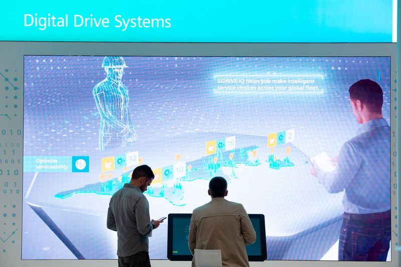 Presse-Highlight-Tour am 22. April 2018: Siemens AG, Halle 9, Stand D35 (Bild: Siemens AG)