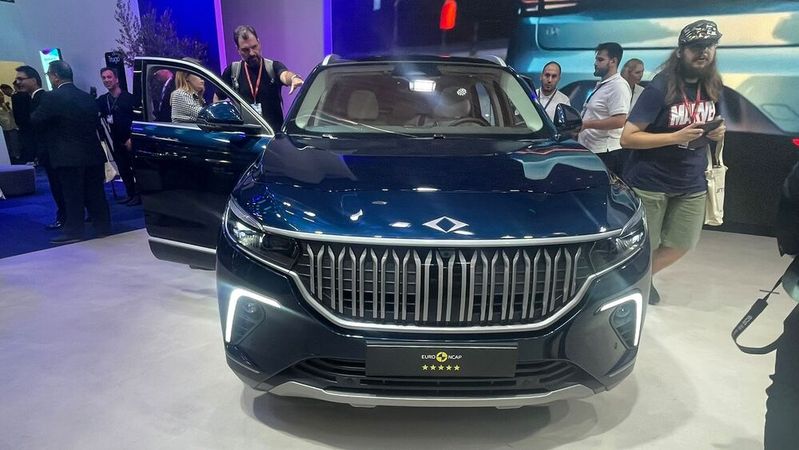 Der türkische Autobauer Togg nutzte die IAA in München für den Marktstart in Deutschland, der Ende September über die Webseite stattfinden soll.(Bild:  Grimm - VCG)