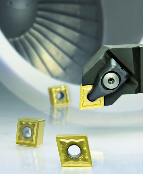 Bild 2: Die Schneidstoffsorte CTP5115–M34 wurde für die Bearbeitung von Superlegierungen entwickelt. Bild: Ceratizit (Archiv: Vogel Business Media)