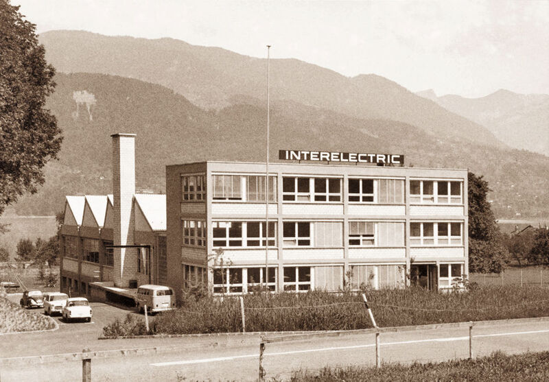 Das Firmengebäude 1963 (Archiv: Vogel Business Media)
