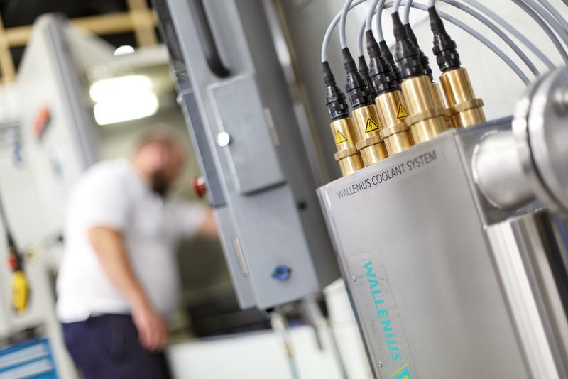 Bild 3: Die Schweden setzen bei der Technik auf UV-Licht und Sauerstoff. Die ersten Erfahrungen bei der Keimbekämpfung sammelten die Nordeuropäer bei Frachtschiffen. (Bild: Wallenius Water)