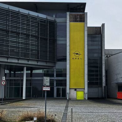 Rüsselsheim soll Entwicklungsstandort im Konzernverbund von Stellantis bleiben. Dennoch verliert Opel über 600 Stellen in diesem Bereich. (Bild: Rehberg - VCG)