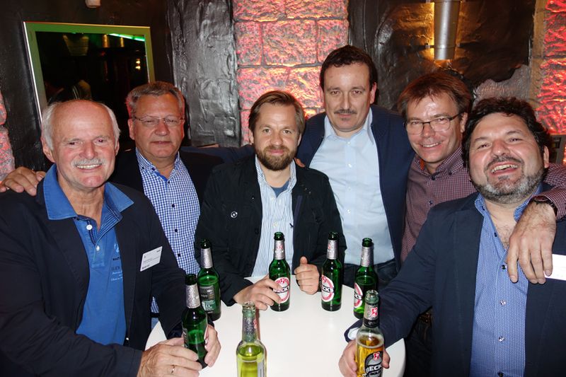 (v. l.) Detlef Hörmann, Ingenieurbüro Hörmann, Horst Süßbier und Ben Usadel, Kingston, Sven Donath und Ingo Zschierlich, bluechip, und Andreas Scholz, Kingston (Bild: IT-BUSINESS)