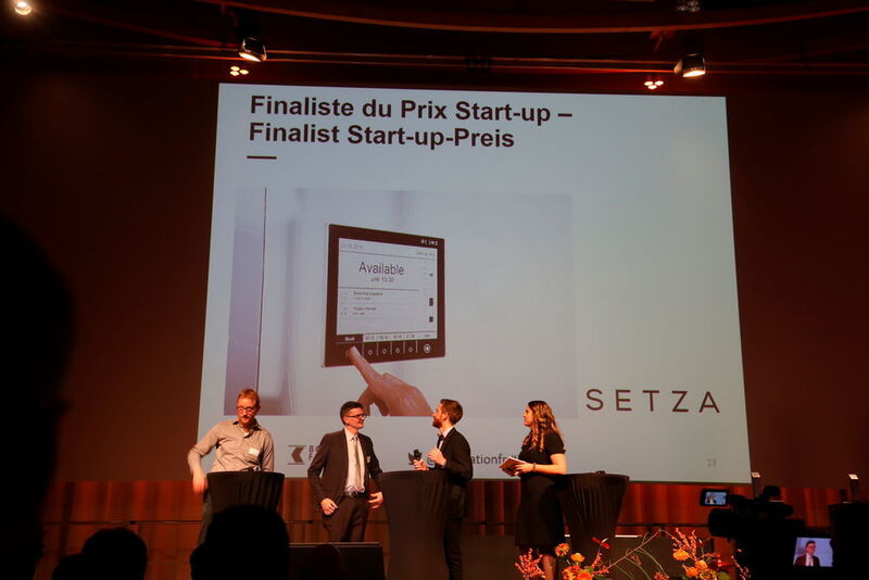 Cérémonie de remise des prix de l'innovation du canton de Fribourg: Les gagnants sont PMF System pour les startups et Frewitt pour la catégorie entreprise. (JR Gonthier)