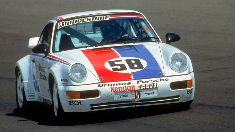 1993 wurde Hans-Joachim Stuck Gesamtsieger der IMSA Supercar Rennserie im 911 Turbo 3.6 IMSA Supercar. (Bild: Porsche AG)