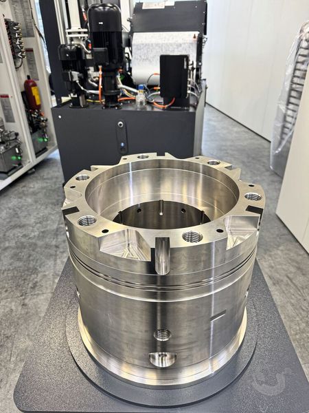 Grob zeigt auf seiner bislang größten Hausmesse 2025 technologische Highlights auf über 6.000 Quadratmetern. (Bild: VCG/Sonnenberg)