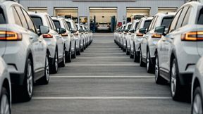 Das Management größerer Fuhrparks gelingt nur mit entsprechenden digitalen Tools. VW GIS liefert dafür die Datengrundlage. (Bild: KI-generiert)