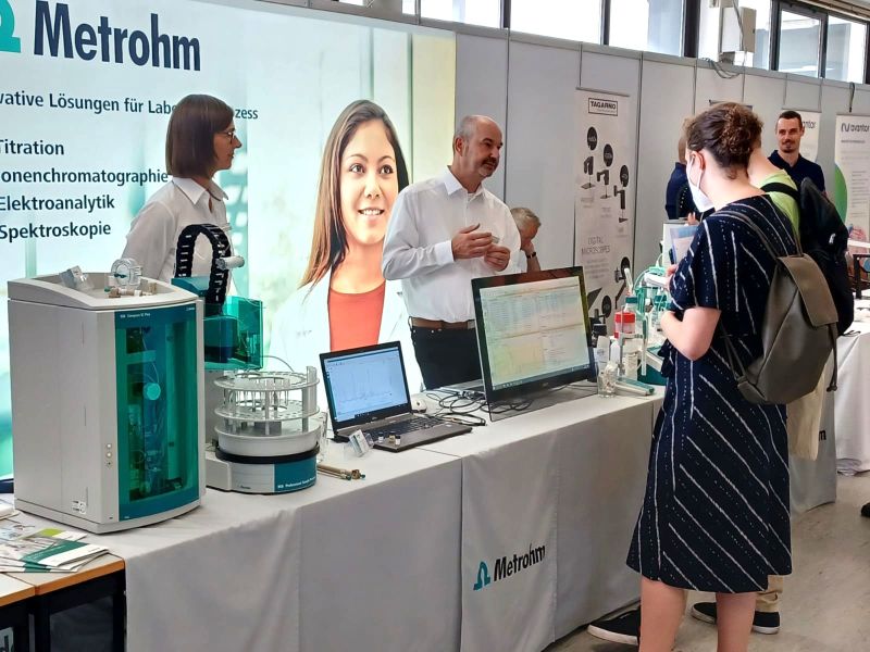 Impressionen der LAB-SUPPLY Hamburg 2022.    Mehr Infos zu den kommenden LAB-SUPPLY-Messen finden Sie auf www.lab-supply.info.  (LABORPRAXIS)