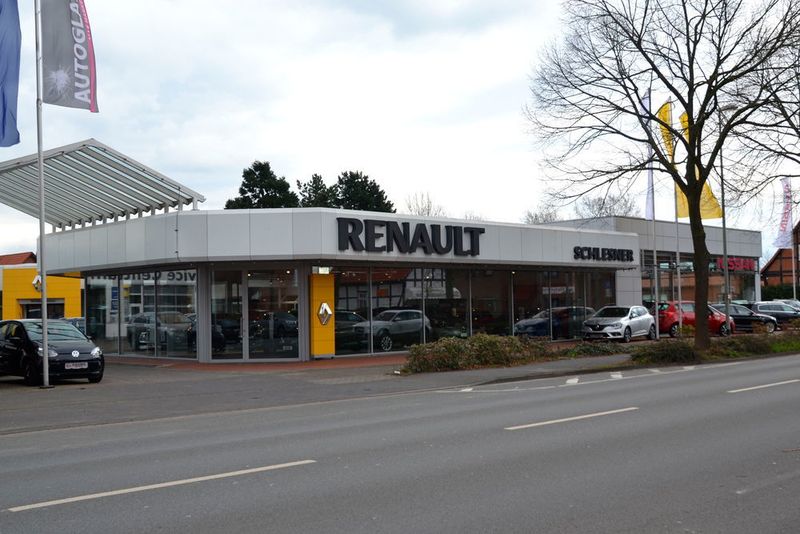 Das Nienburger Autohaus Schlesner vertreibt die Fabrikate Renault, Nissan und Dacia. (Mauritz)