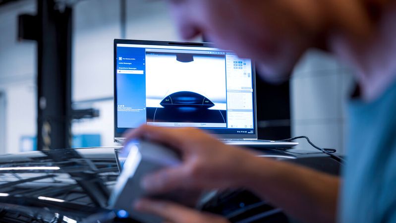 Unternehmen aus der Automobilindustrie haben im Jahr 2025 die meisten Patente in Deutschland eingereicht.(Bild:  Mercedes-Benz)