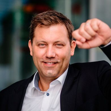 Bundesfinanzminister Lars Klingbeil (SPD) tritt in Sachen Steuerentlastungen für die Wirtschaft aufs Gaspedal. Ein wichtiger Schritt könnte noch diese Woche erfolgen ... (Bild: T. Koch)