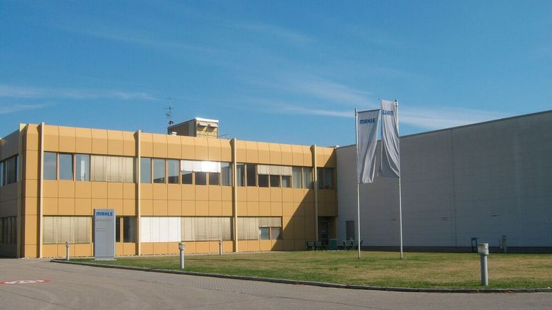 Mahl-Werk in Neustadt an der Donau soll Anfang 2027 vollständig geschlossen werden(Bild:  MAHLE)