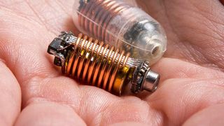 Nahaufnahme der von Forschern der RMIT-Universität Melbourne entwickelten Kapsel für die Aufnahme von Gasen. (RMIT University/Peter Clarke)