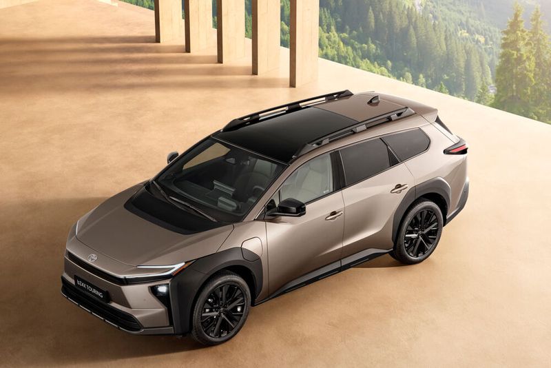 Der Toyota bZ4X erhält eine neue Karosserievariante  (Bild: Toyota)