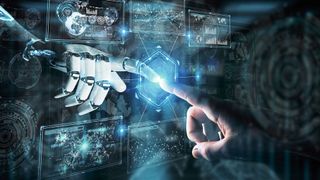 Mensch-Maschine-Schnittstelle: Ob mit Sprache bedienen, mit angepasster Software Daten darstellen oder mit maschinellem Lernen; die Kommunikation zwischen uns Menschen und der Maschine verändert sich. (Bild: (c) sdecoret - stock.adobe.com)