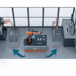 Hier noch virtuell, aber auf der AMB in Echt bei WFL zu erleben, ist das Ein- und Auswechseln von Werkzeugen und Werkstücken mit einem mobilen Roboter (fahrerloses Trasportfahrzeug respektive FTF).(Bild:  WFL)