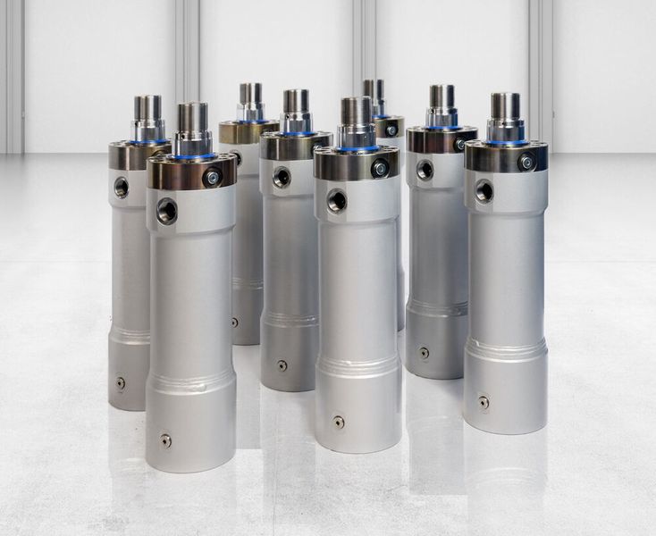 So sehen die Hydraulikzylinder von Herbert Hänchen heute in der Serienvariante aus. (Bild: Herbert Hänchen)