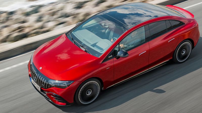 Die AMG-Ausführung des EQE reißt die 100.000-Euro-Marke.(Bild:  Hersteller)