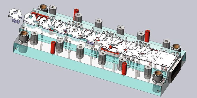 Simulation der Audi Q5-Komponente: Unterteil des Werkzeugs mit Streifen. (Bild: LAS)