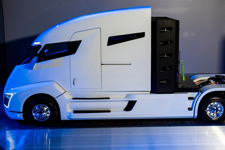 Die Nikola Motor Company scheint es ernst zu meinen: Am 1. Dezember 2016 haben die Amerikaner vom Elektro-Lkw One einen ersten Prototypen vorgestellt. (Nikola Motor Company)