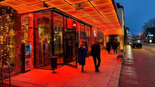 Bekanntlich soll man die Feste feiern, wie sie fallen: Ihren 45. Geburtstag feierte die Wellergruppe im Alando Club von Osnabrück.(Bild:  Wolfgang Michel – VCG)