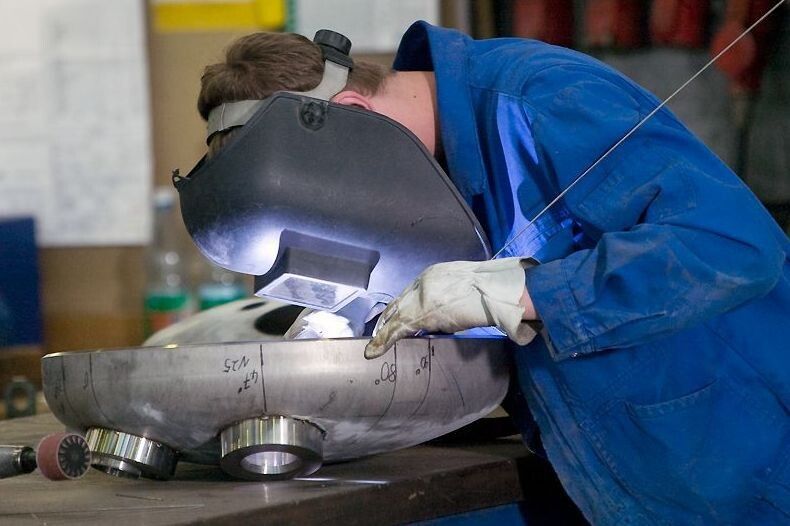 Behälter- und Apparatebau bei AMS. (Bild: AMS)