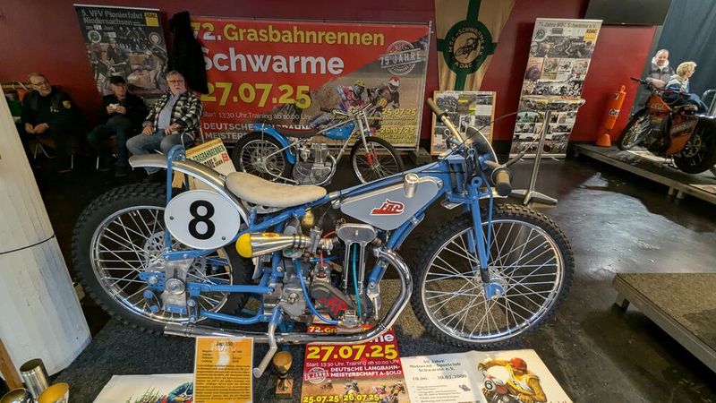 Motorsport kann auch von ganz alleine irgendwann historisch werden... (Bild: Dominsky – VCG)