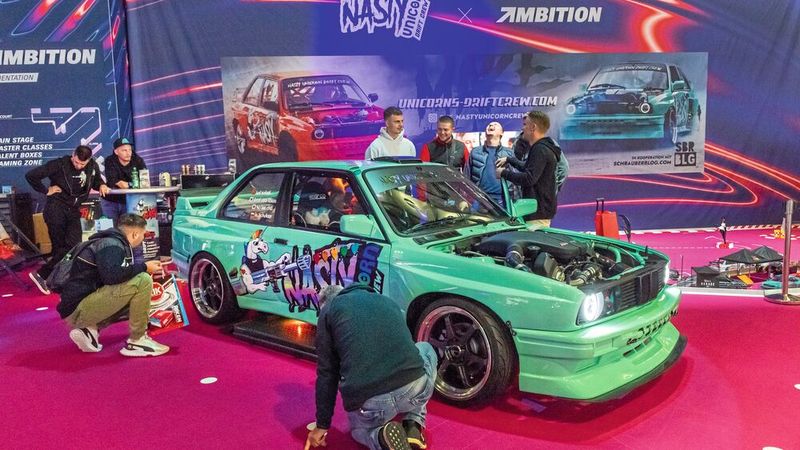Das Format Ambition auf der Automechanika dient dazu, jungen Leuten in attraktiver Atmosphäre zu zeigen, welche Karrierewege der Bereich Automotive Aftermarket bietet. (Bild: Messe Frankfurt Exhibition GmbH / Petra Welzel)