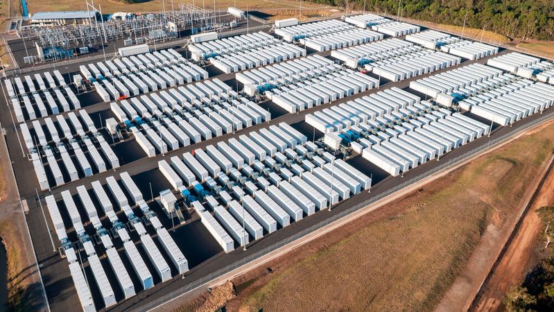 LG Energy Solution and Energix have signed a non-binding MoU to explore supplying around 2 GWh of BESS solutions across Europe and the U.S. over the next 24 months, with discussions to expand the potential volume to 4.5 GWh.(Source: ©  Harley Kingston - stock.adobe.com)