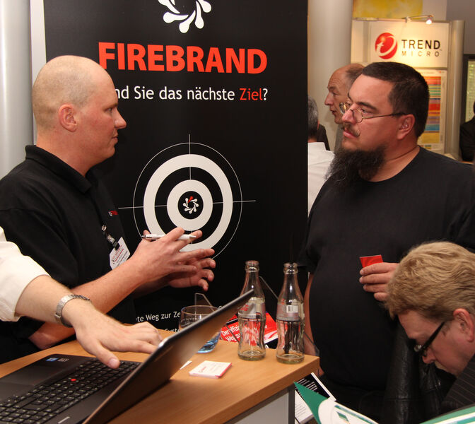 Maik Elffmann von Firebrand Training informierte die Teilnehmer über die Möglichkeiten von Intensiv-Trainingskursen (Vogel IT-Akademie)