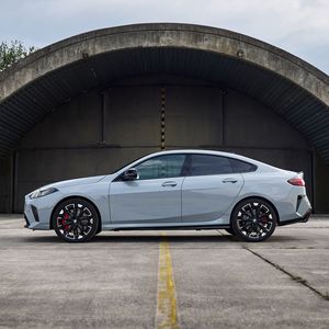 Die technischen Änderungen des neuen BMW 2er Grand Coupé im Vergleich zum Vorgänger sind als dezent zu bezeichnen.(Bild:  Autoren-Union Mobilität/BMW)