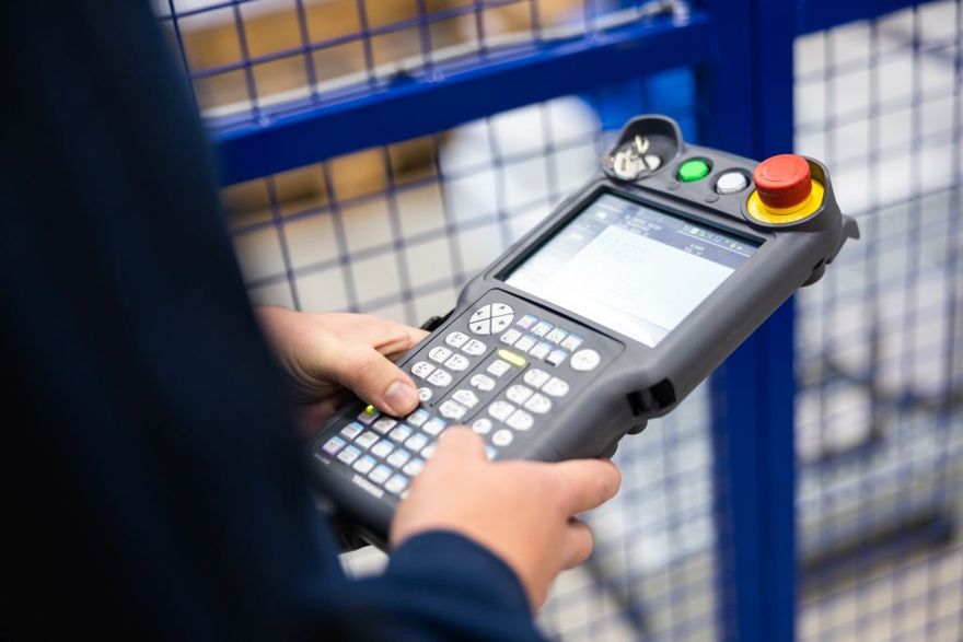 RoboCone Abkantpresse C9 mit Roboter_32.jpg (CoastOne Oy)