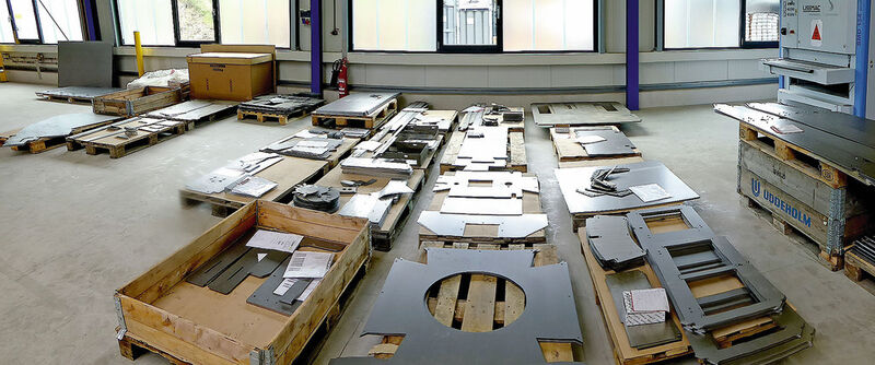 Mit dem modernen Amada-Maschinenpark fertigt Jordan eine Vielzahl von unterschiedlichen Blechzuschnitten. (Bild: Kuhn)