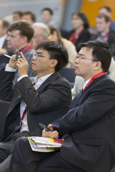 Die Vision 2014 wirft bereits ihre Schatten voraus - vorab noch ein Rückblick auf das Messegeschehen aus 2012. (Bild: K.Tschovikov/Messe Stuttgart)
