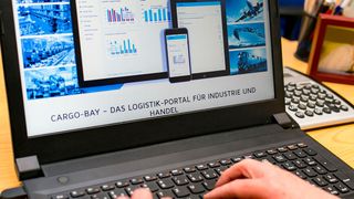 Cargo-Bay versteht sich sowohl als Handelsplattform als auch als Netzwerk für Auftraggeber und Transportdienstleister. (Bild: Michael Dreampics)