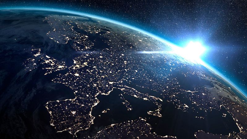 Digitale Souveränität bleibt ein Buzzword, solange Kontrolle über Daten und Systeme nicht an Vertraulichkeit, Integrität und Verfügbarkeit messbar wird.(Bild: ©  vectorfusionart - stock.adobe.com)