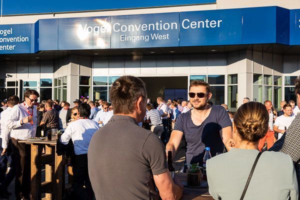 Eindrücke von der Abendveranstaltung des 13. Anwenderkongress Steckverbinder (VCG)
