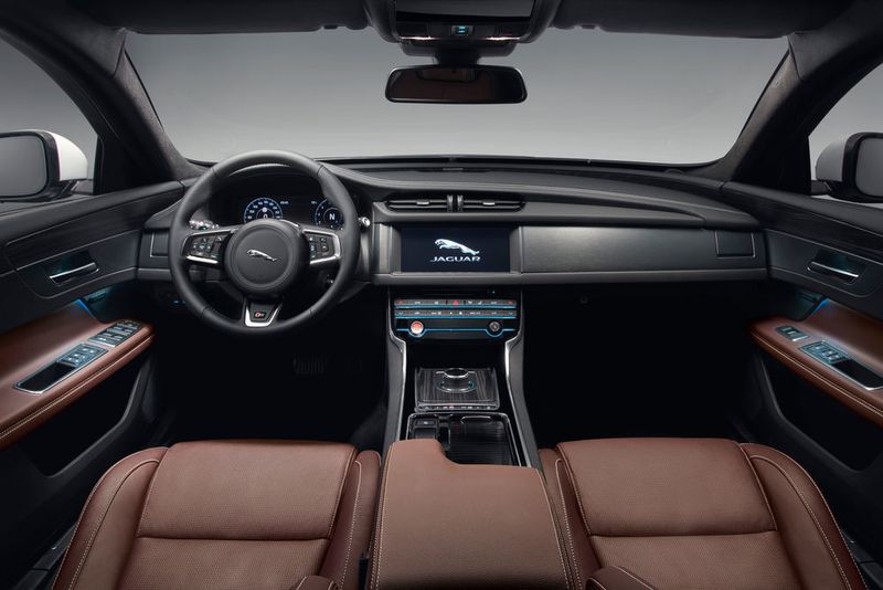 Hochwertige Materialien, eine tadellose Verarbeitung und ein aufgeräumtes Cockpit zeichnen alle Jaguar-Modelle aus. (Jaguar Land Rover)