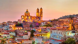 Mexico-Stadt hat 15.000 Cloud-Videokameras für die Überwachung des öffentlichen Raums aufgestellt, um mehr Sicherheit zu gewährleisten. (Bild: © Byelikova Oksana - stock.adobe.com)