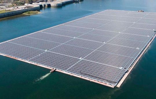 In Deutschland wurde jetzt die größte schwimmende Photovoltaikanlage eingeweiht (Symbolbild). Lesen Sie hier, was die alles leistet ...(Bild:  Aircracks)