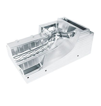 Stossstangenform gefertigt auf der «GP1350» (Bild:Grob-Werke GmbH & Co. KG)