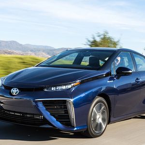„Mirai“ nennt Toyota sein Brennstoffzellenfahrzeug – japanisch für „Zukunft“.