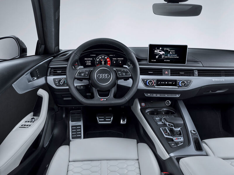 Das Cockpit: sportlich und typisch Audi. (Audi)