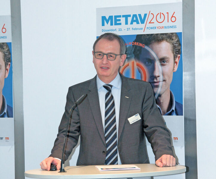 Dr. Wilfried Schäfer, Geschäftsführer des VDW, auf dem Internationalen Metav-Presseforum 2016 in Düsseldorf: „Das Konzept hat überzeugt. Stand heute liegen wir bei den Anmeldezahlen 10 % über dem Ergebnis zum vergleichbaren Zeitpunkt vor der Metav 2014.“ (Sonnenberg)