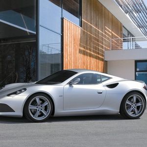 Der Artega GT war ein faszinierendes Auto, dessen Hersteller jedoch ins Straucheln geriet. Vom angekündigten Neustart hört man aktuell nichts. (Bild:  Artega)