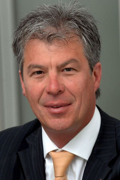 Manfred Gundel, Geschäftsführer der Kuka Roboter GmbH (Deutschland): „Noch bedienerfreundlichere und kollaborierende Roboter werden den Roboterumsatz in kleinen und mittelständischen Unternehmen steigern.“ (Bild: Kuka)