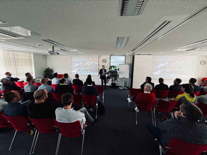 2) Siemens: Event „Industrieparktour“: Frankfurt Höchst (Bild: Siemens)