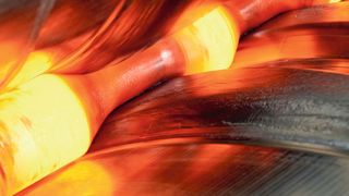 Dort, wo Bauteile für die Fortbewegung benötigt werden, ist es sinnvoll, Leichtmetalle einzusetzen. Ein geeignetes Fertigungsverfahren zur entsprechenden Herstellung ist das Querteilwalzen. (Bild: Fraunhofer-IWU)